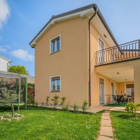 Apartment Apartment Daria By Interhome