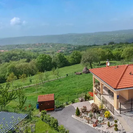 Daria By Interhome